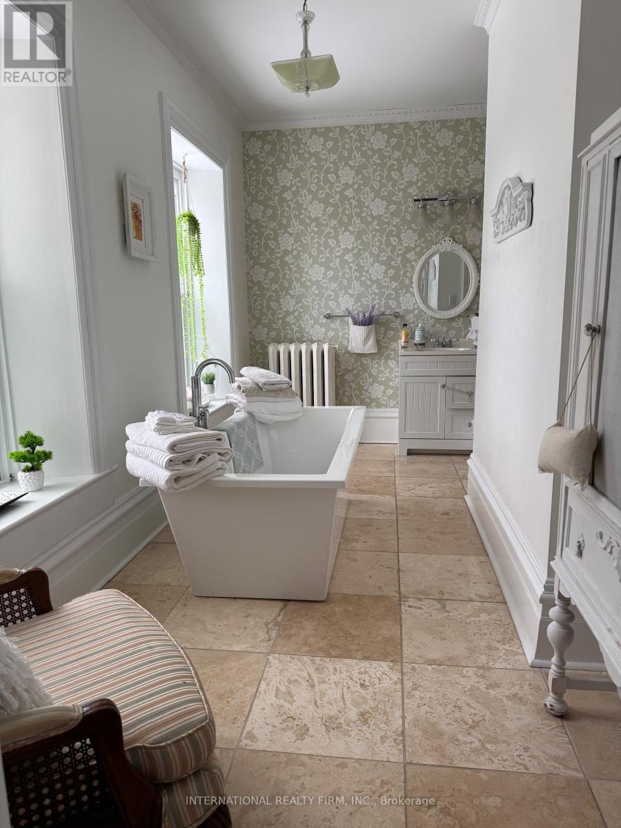 Unknown Address, ,     - Photo 8 - X12705850