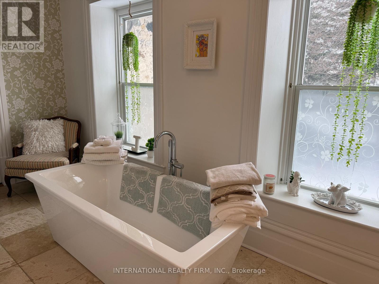 Unknown Address, ,     - Photo 9 - X12705850