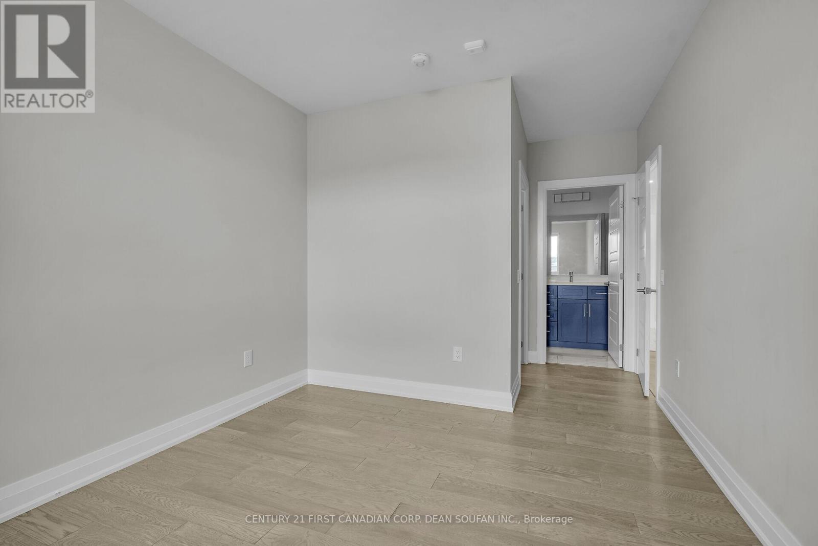 201 - 1975 Fountain Grass Drive, London South, Ontario  N6K 0M3 - Photo 11 - X12705384