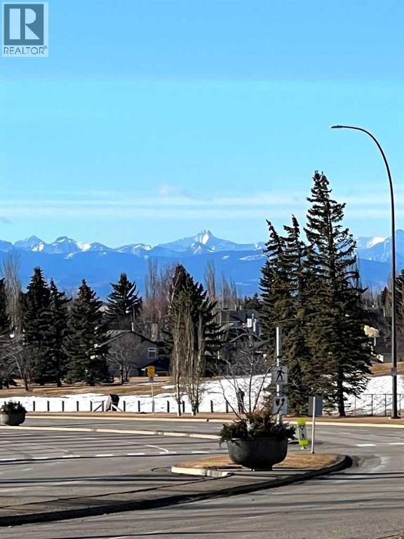 9927 Scurfield Drive Nw, Calgary, Alberta  T3L 1V9 - Photo 10 - A2279729