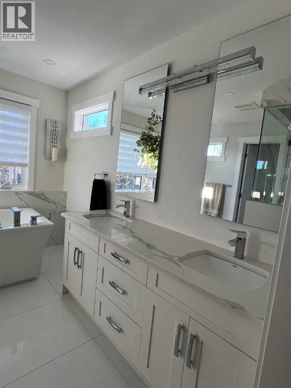 9927 Scurfield Drive Nw, Calgary, Alberta  T3L 1V9 - Photo 24 - A2279729