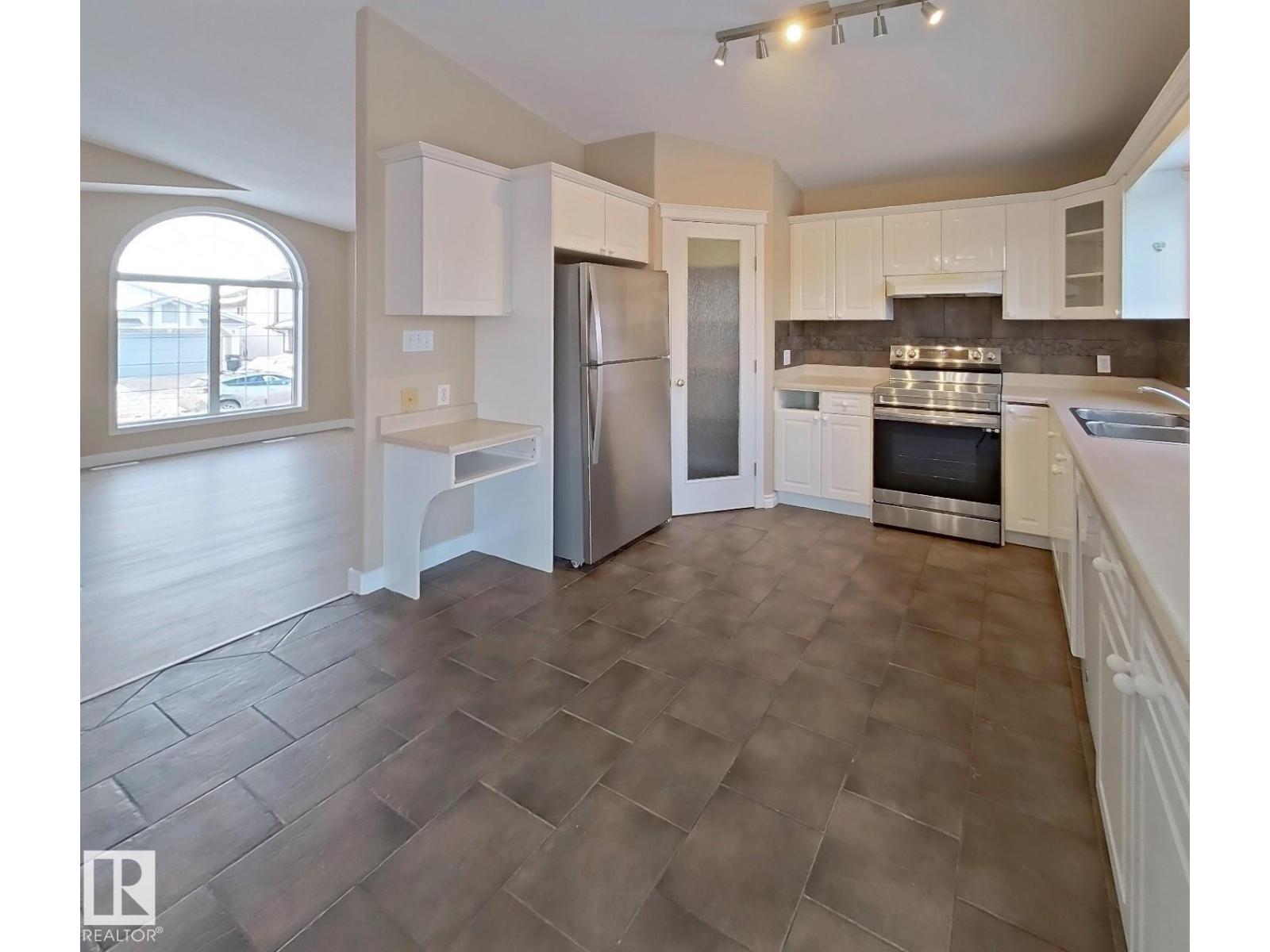 16407 81 St Nw, Edmonton, Alberta  T5Z 3J3 - Photo 15 - E4470193