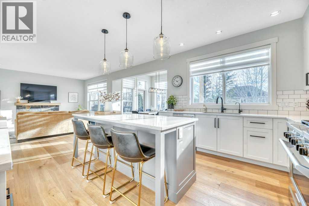 225 Discovery Ridge Way Sw, Calgary, Alberta  T3H 5G2 - Photo 17 - A2278862