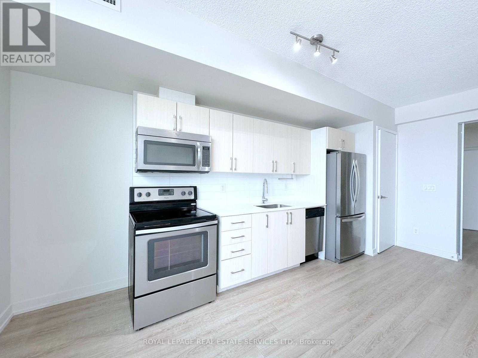 403 - 763 Woodbine Avenue, Toronto, Ontario  M4E 2J4 - Photo 3 - E12705870