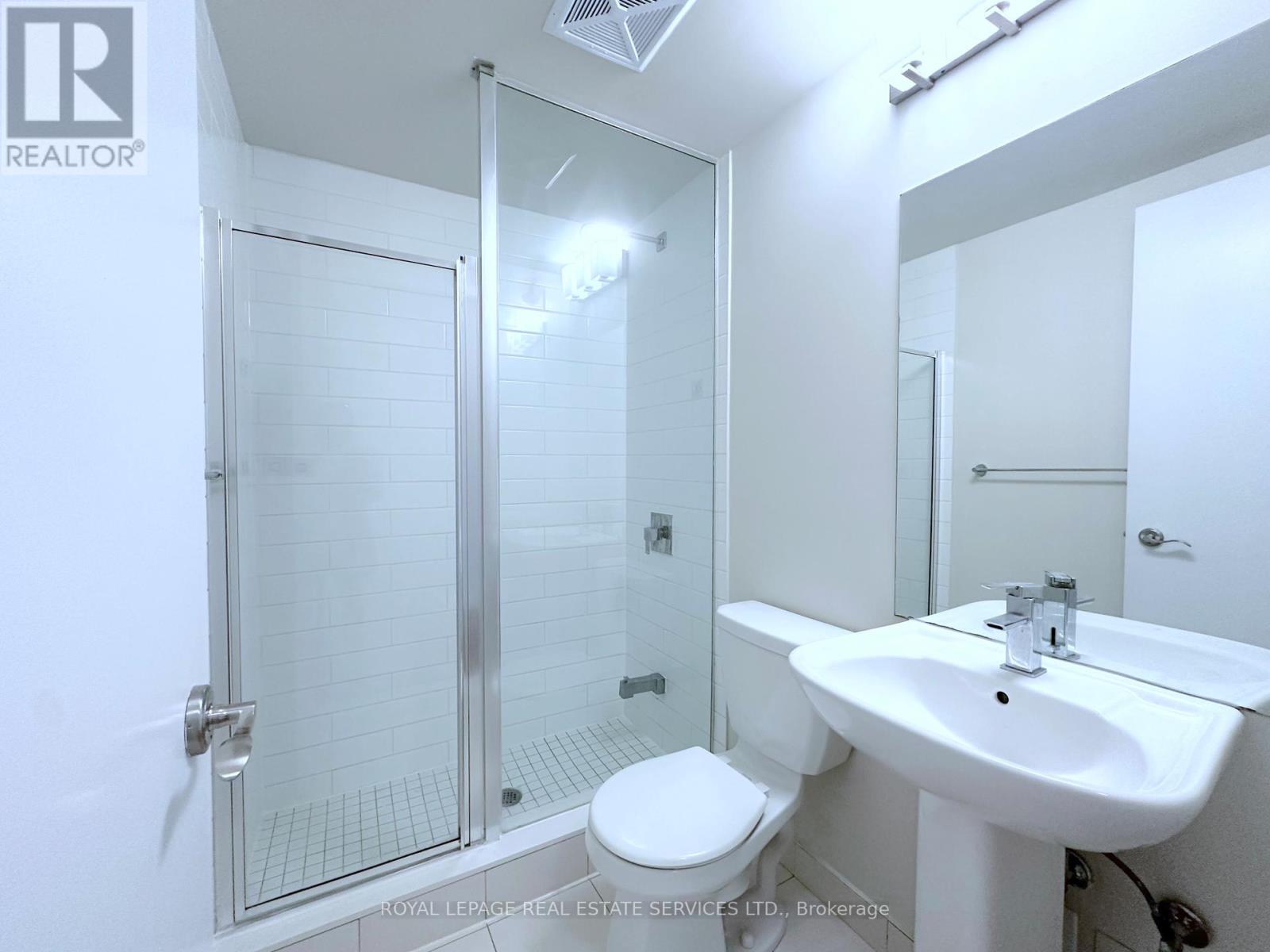 403 - 763 Woodbine Avenue, Toronto, Ontario  M4E 2J4 - Photo 8 - E12705870