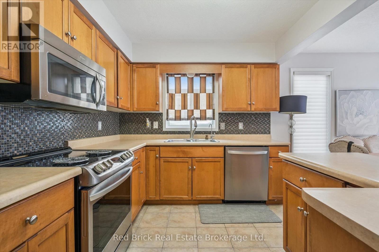 101 Wilton Road, Guelph (Victoria North), Ontario  N1E 7L8 - Photo 13 - X12705898