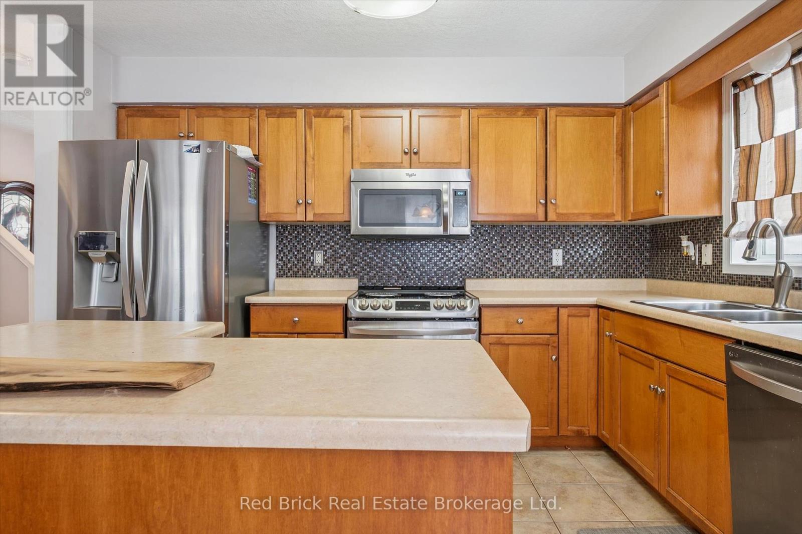 101 Wilton Road, Guelph (Victoria North), Ontario  N1E 7L8 - Photo 14 - X12705898