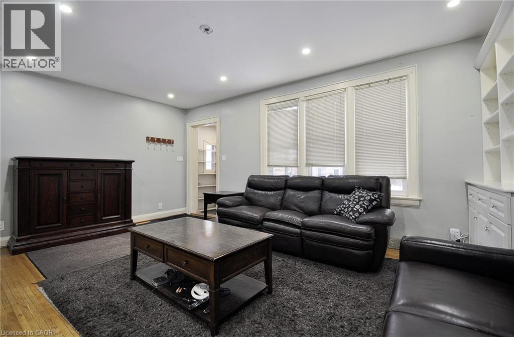 121 N Chalmers Street N, Cambridge, Ontario  N1R 5C1 - Photo 3 - 40799289