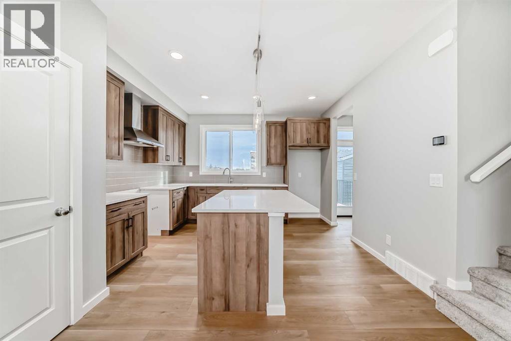 92 Creekside Rise Sw, Calgary, Alberta  T2X 6G8 - Photo 13 - A2278705