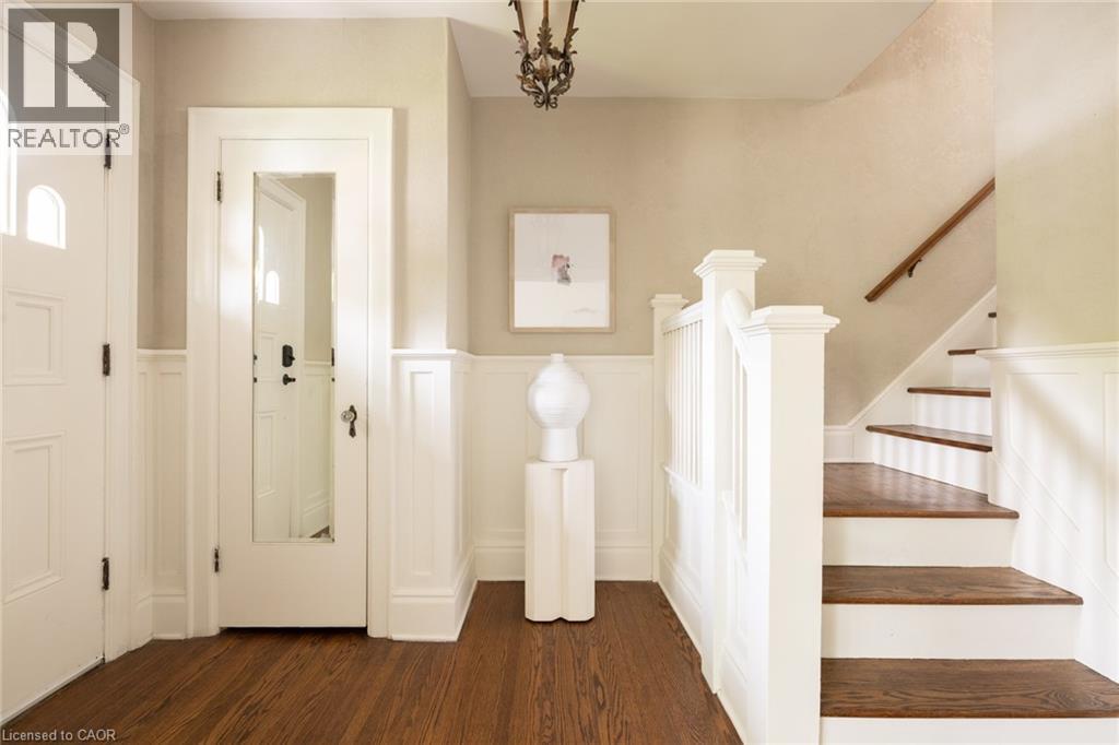 124 Cline Avenue N, Hamilton, Ontario  L8S 3Z8 - Photo 5 - 40799235