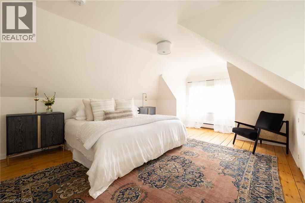 124 Cline Avenue N, Hamilton, Ontario  L8S 3Z8 - Photo 34 - 40799235