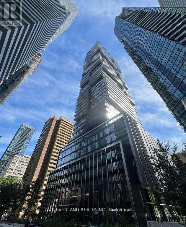 2201 - 55 Charles Street E, Toronto, Ontario  M4Y 0J1 - Photo 1 - C12705874