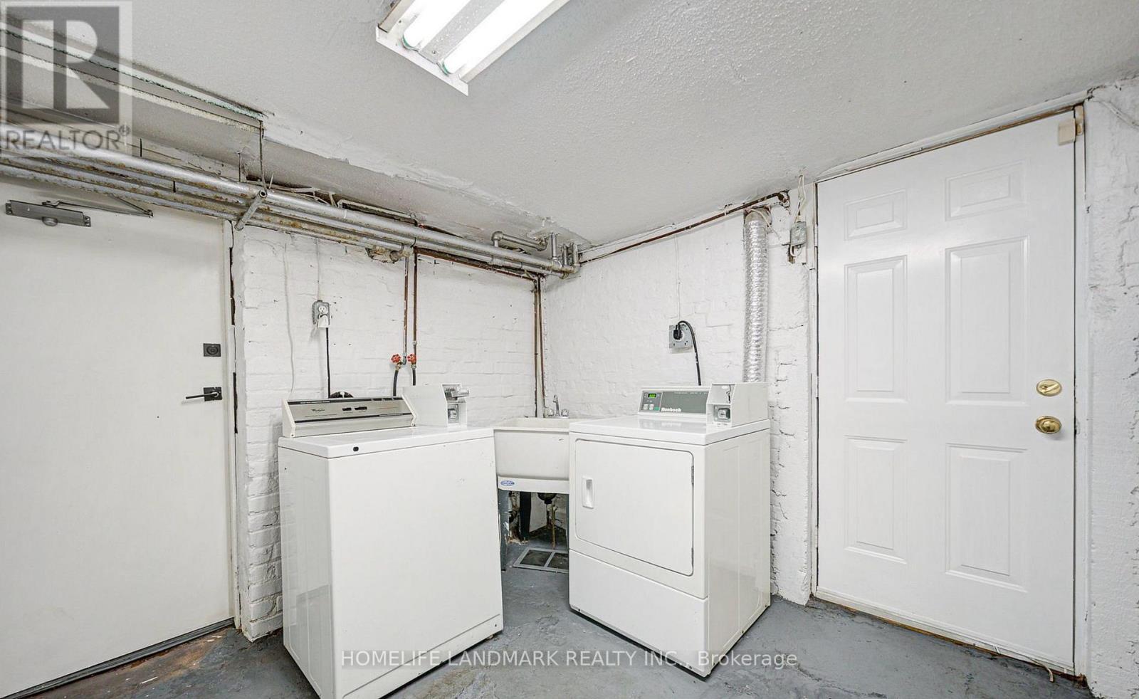 Basement Apt - 246 Euclid Avenue, Toronto (Trinity-Bellwoods), Ontario  M6J 2K2 - Photo 9 - C12705890