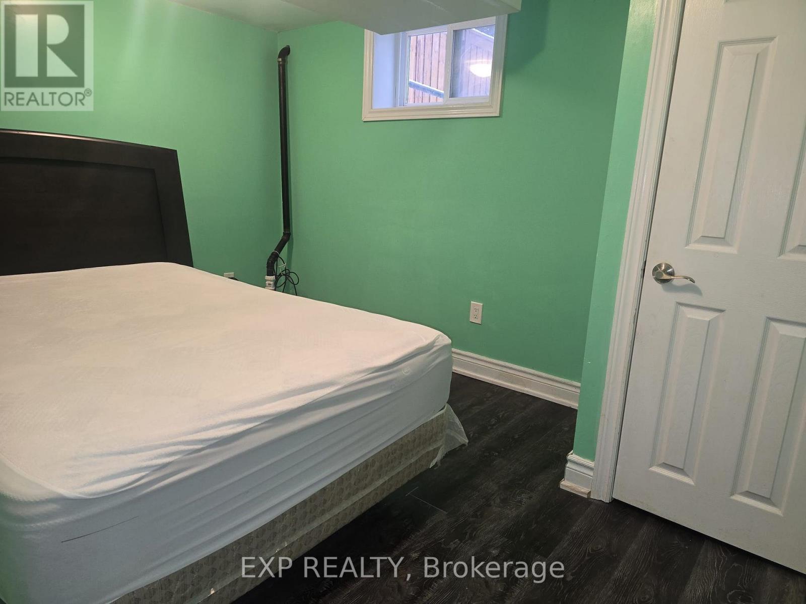 74 Ranstone Garden, Toronto, Ontario  M1K 2T8 - Photo 13 - E12705894