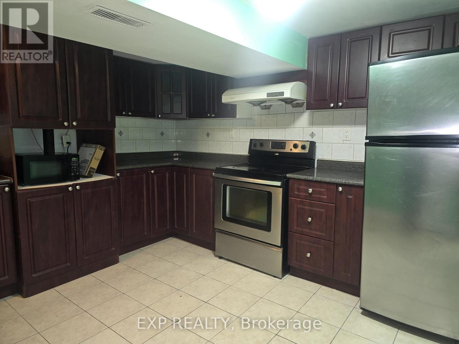 74 Ranstone Garden, Toronto, Ontario  M1K 2T8 - Photo 17 - E12705894