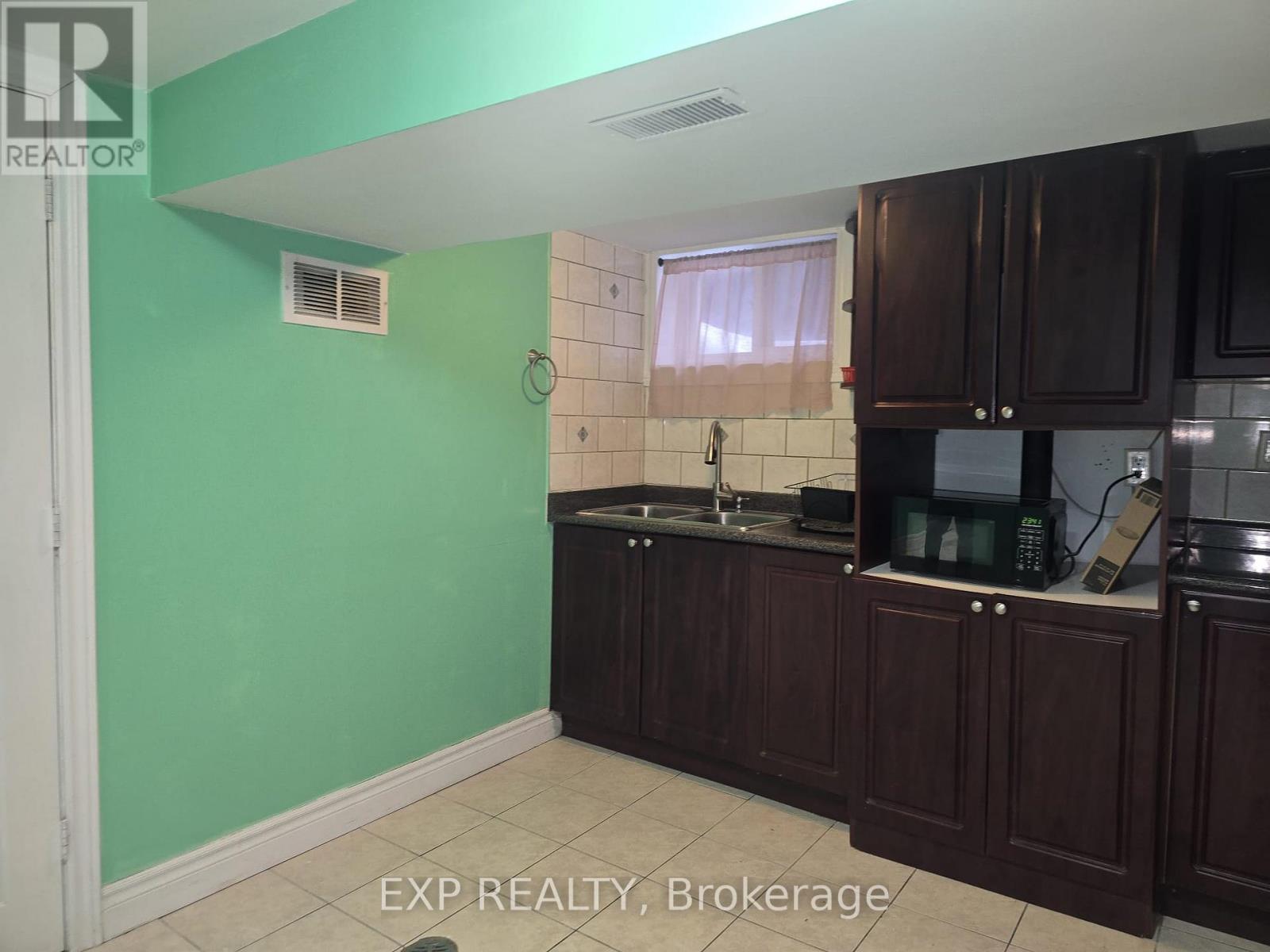 74 Ranstone Garden, Toronto, Ontario  M1K 2T8 - Photo 18 - E12705894