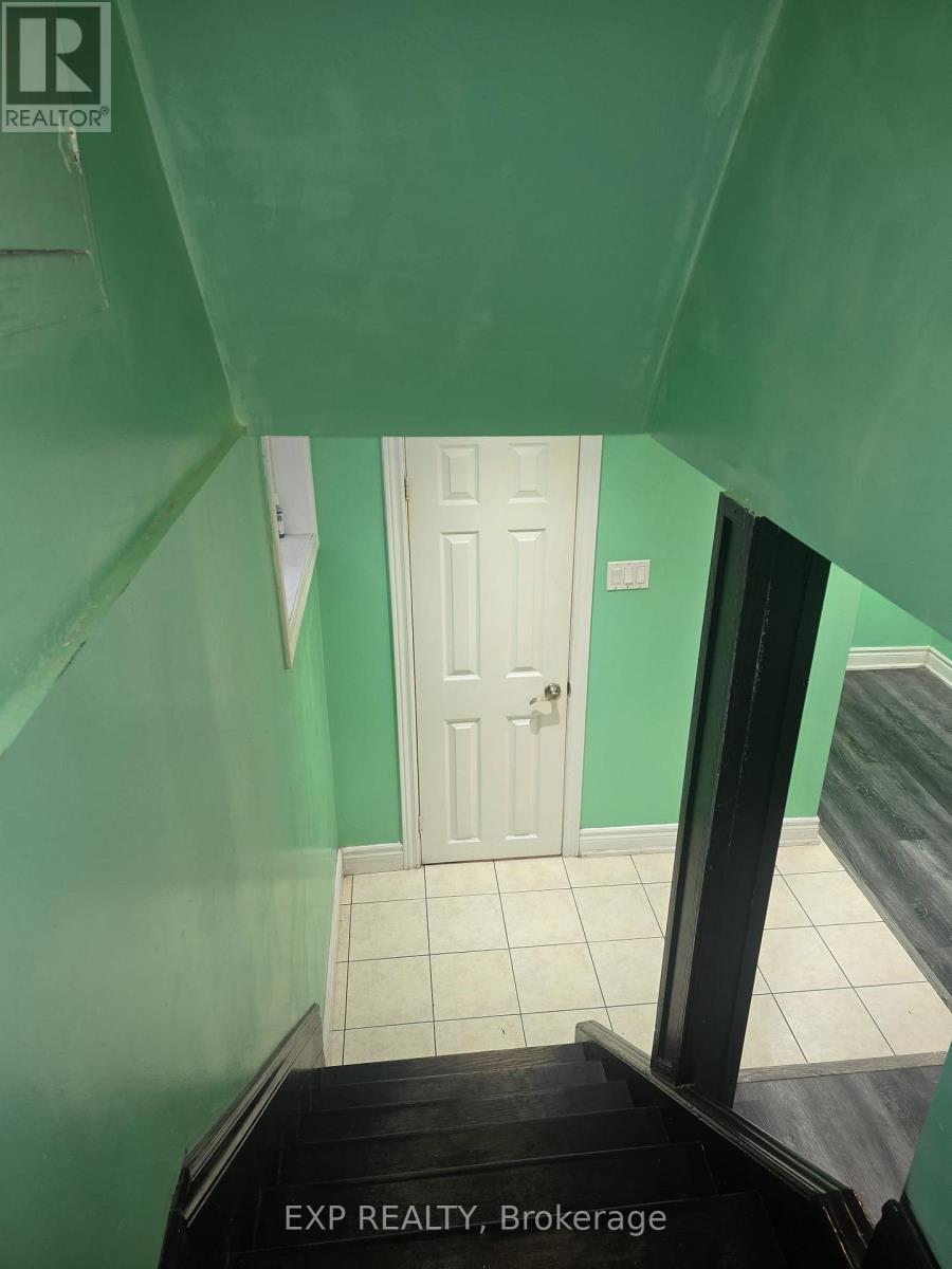 74 Ranstone Garden, Toronto, Ontario  M1K 2T8 - Photo 9 - E12705894