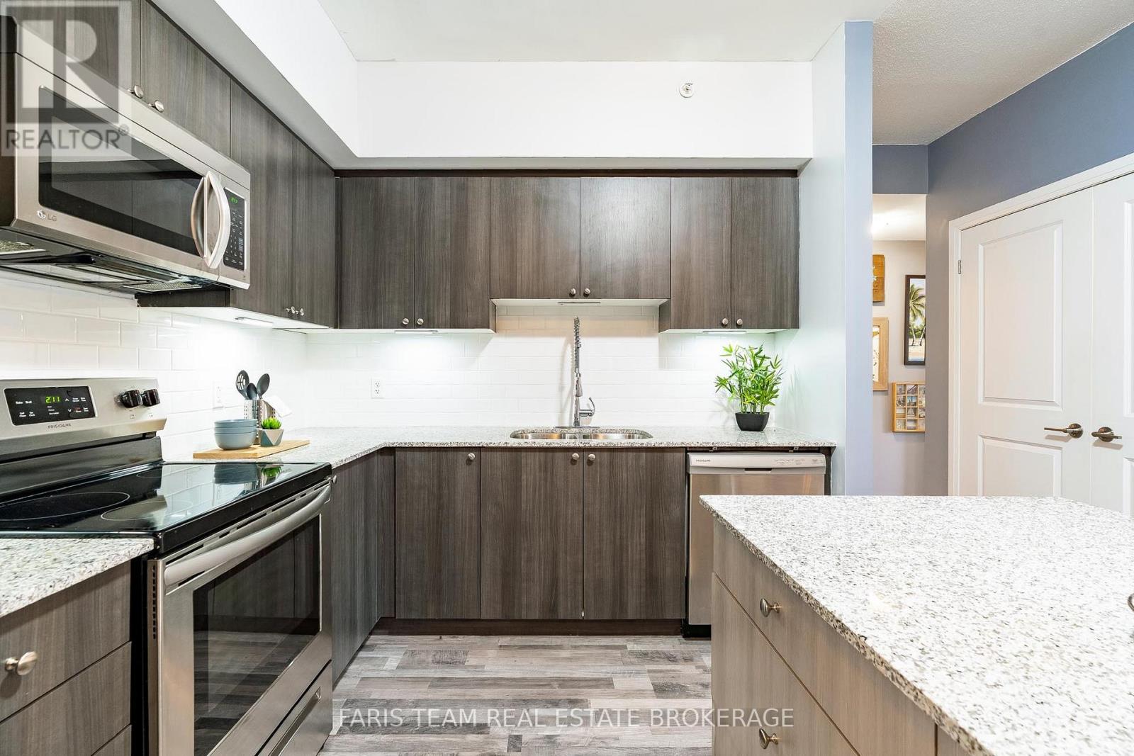 305 - 161 Wellington Street E, New Tecumseth, Ontario  L9R 1G5 - Photo 11 - N12705902