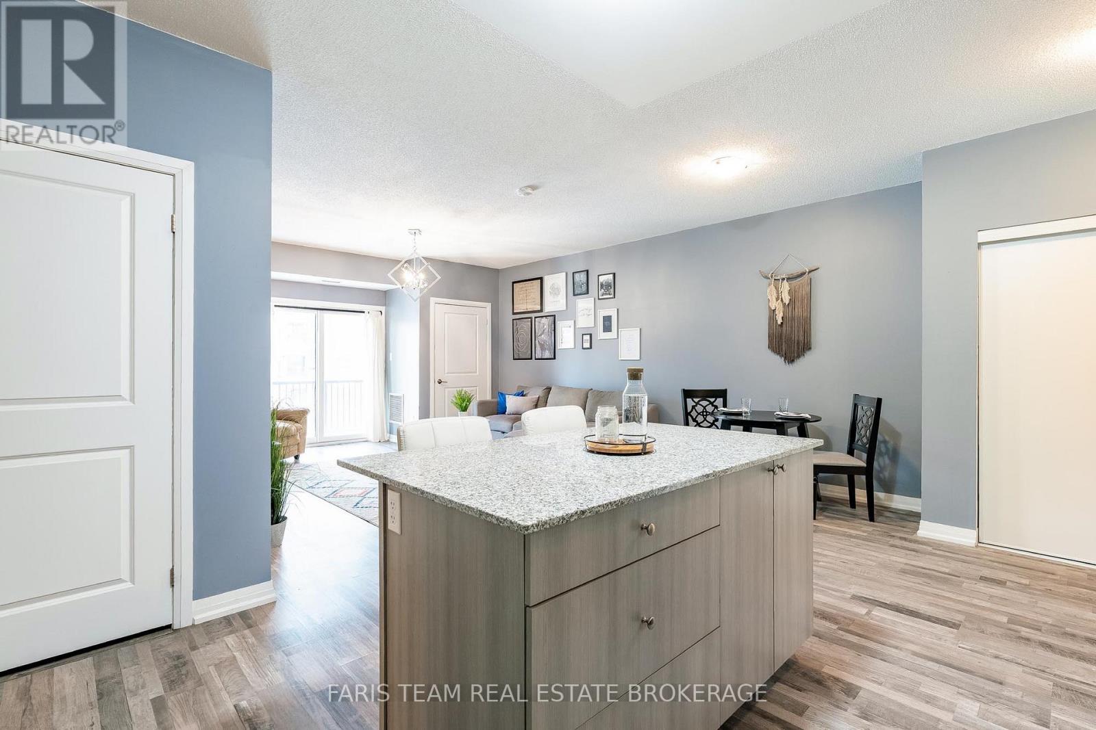 305 - 161 Wellington Street E, New Tecumseth, Ontario  L9R 1G5 - Photo 13 - N12705902