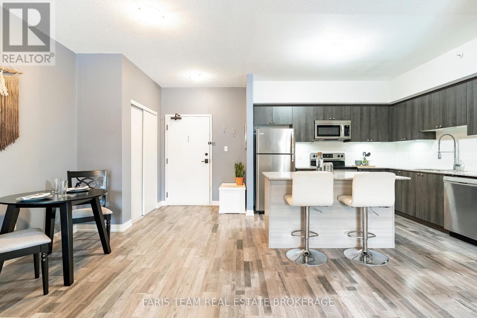 305 - 161 Wellington Street E, New Tecumseth, Ontario  L9R 1G5 - Photo 7 - N12705902