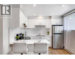 4 - 90 PORTLAND STREET, Toronto, Ontario