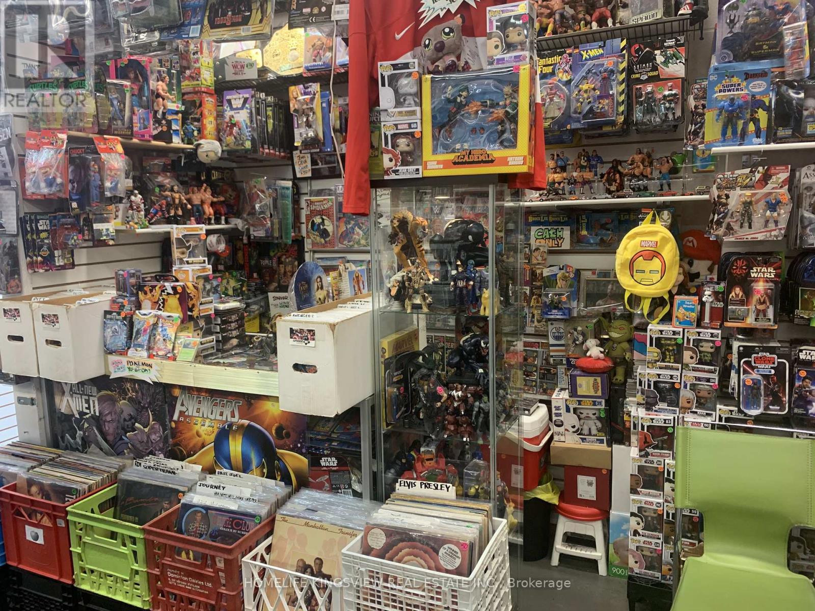 8 Westmore Drive, Toronto (West Humber-Clairville), Ontario  M9V 5E2 - Photo 8 - W12705896