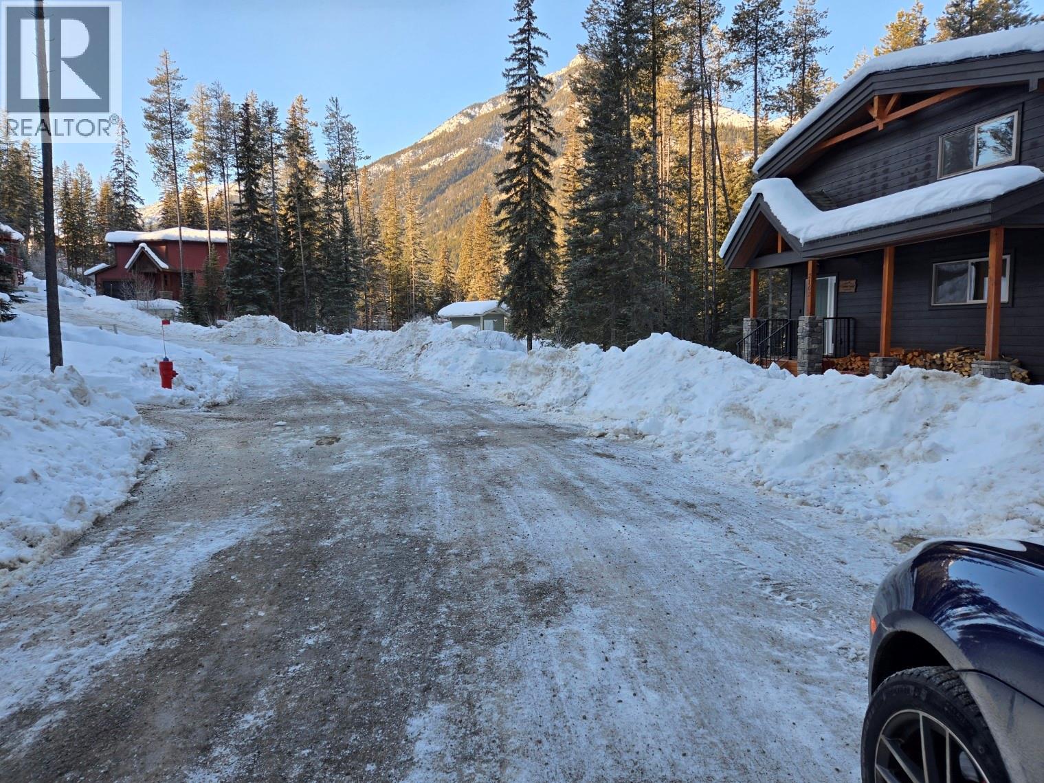 Creekside Crescent, panorama, British Columbia