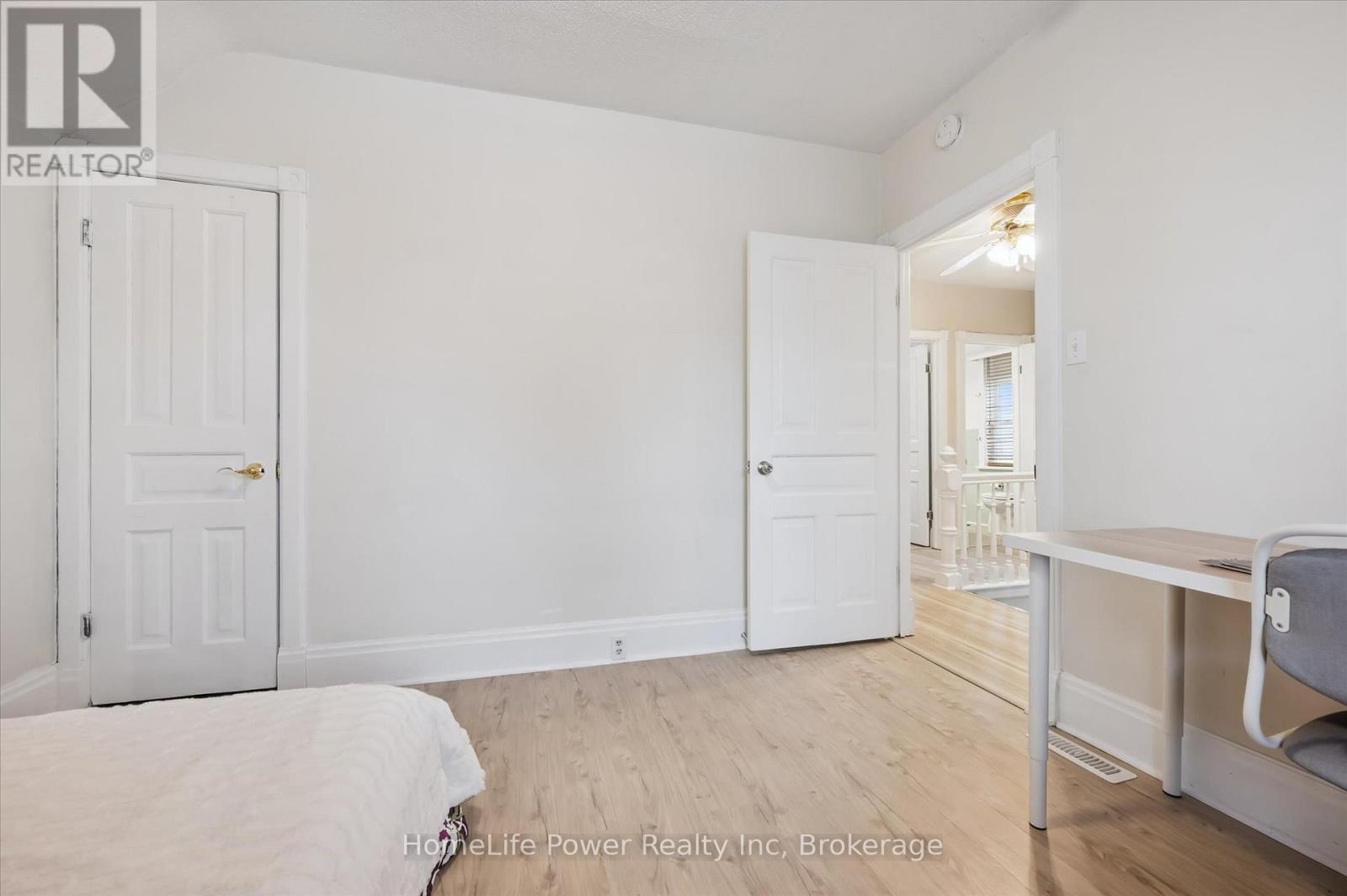 36 Linden Avenue, Kitchener, Ontario  N2G 2A5 - Photo 19 - X12705928