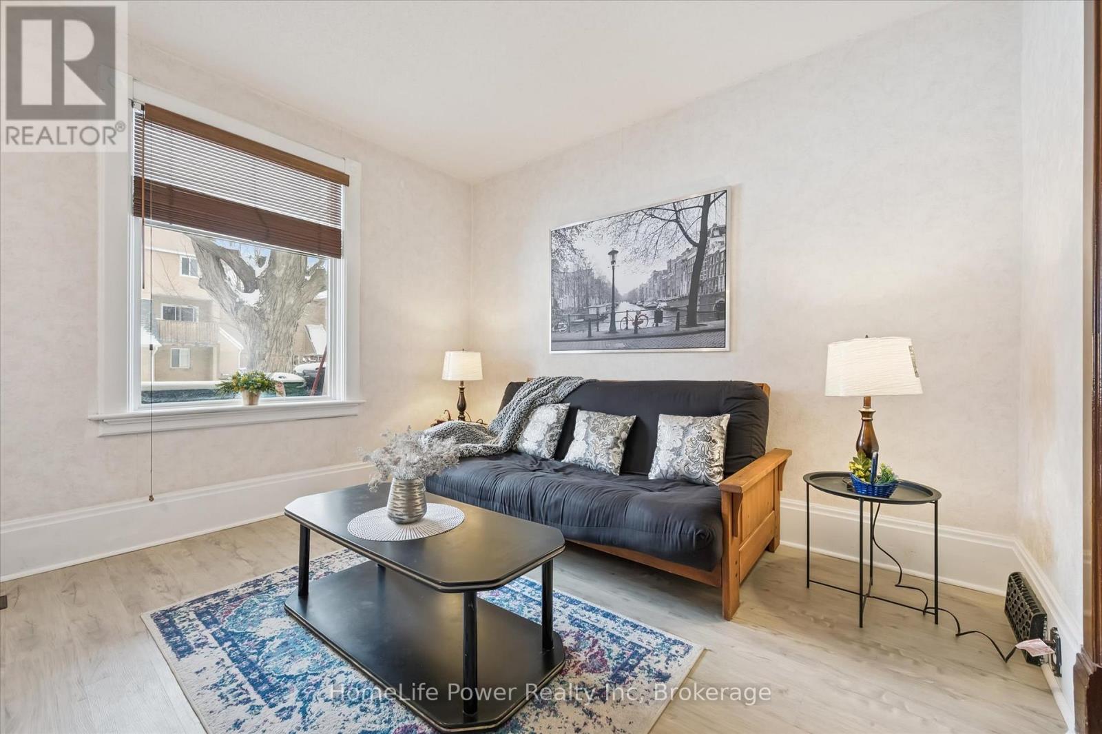 36 Linden Avenue, Kitchener, Ontario  N2G 2A5 - Photo 5 - X12705928