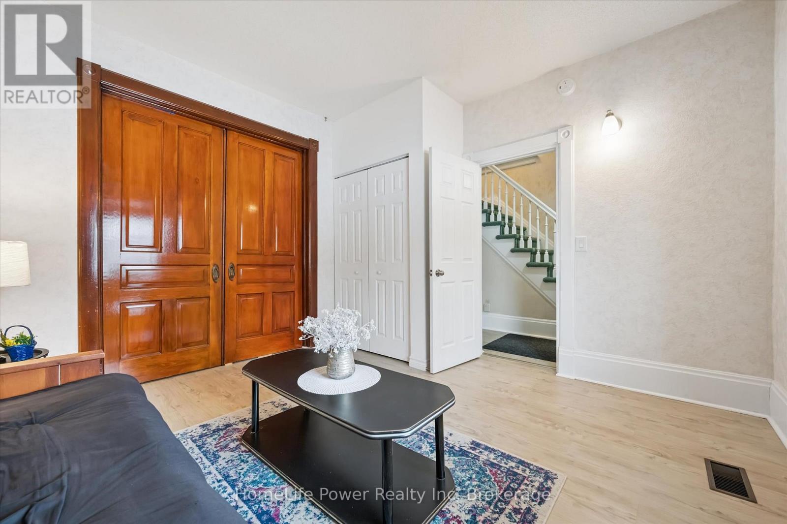 36 Linden Avenue, Kitchener, Ontario  N2G 2A5 - Photo 6 - X12705928