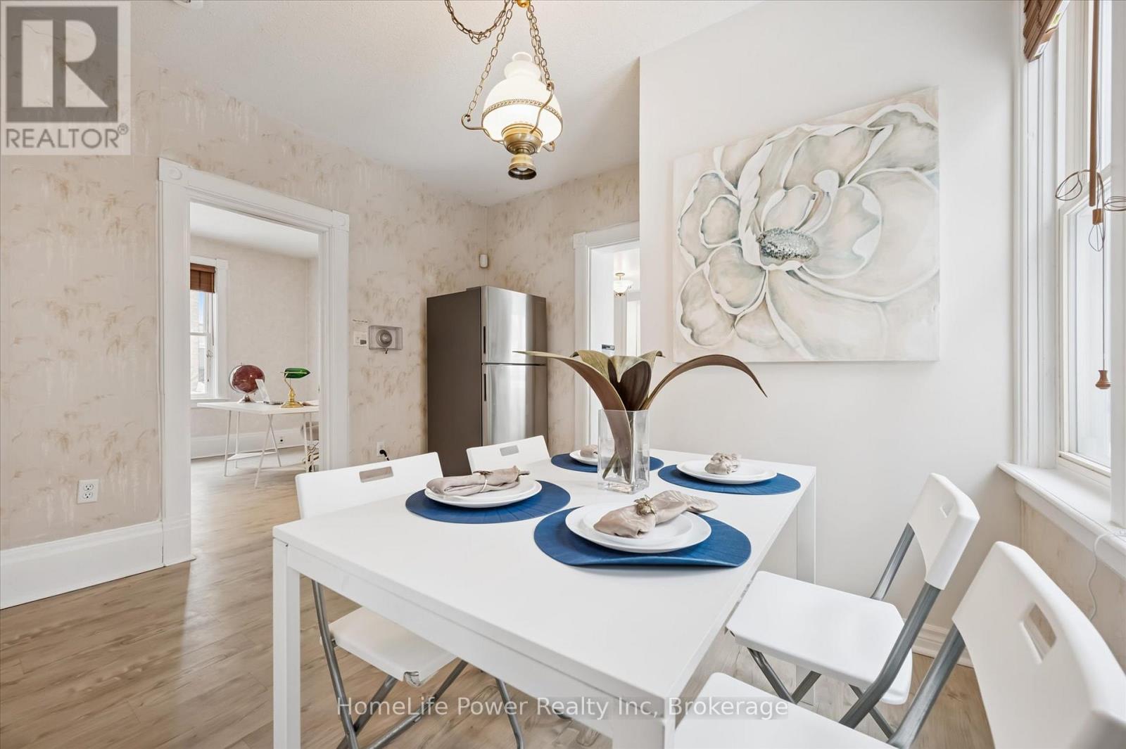 36 Linden Avenue, Kitchener, Ontario  N2G 2A5 - Photo 9 - X12705928