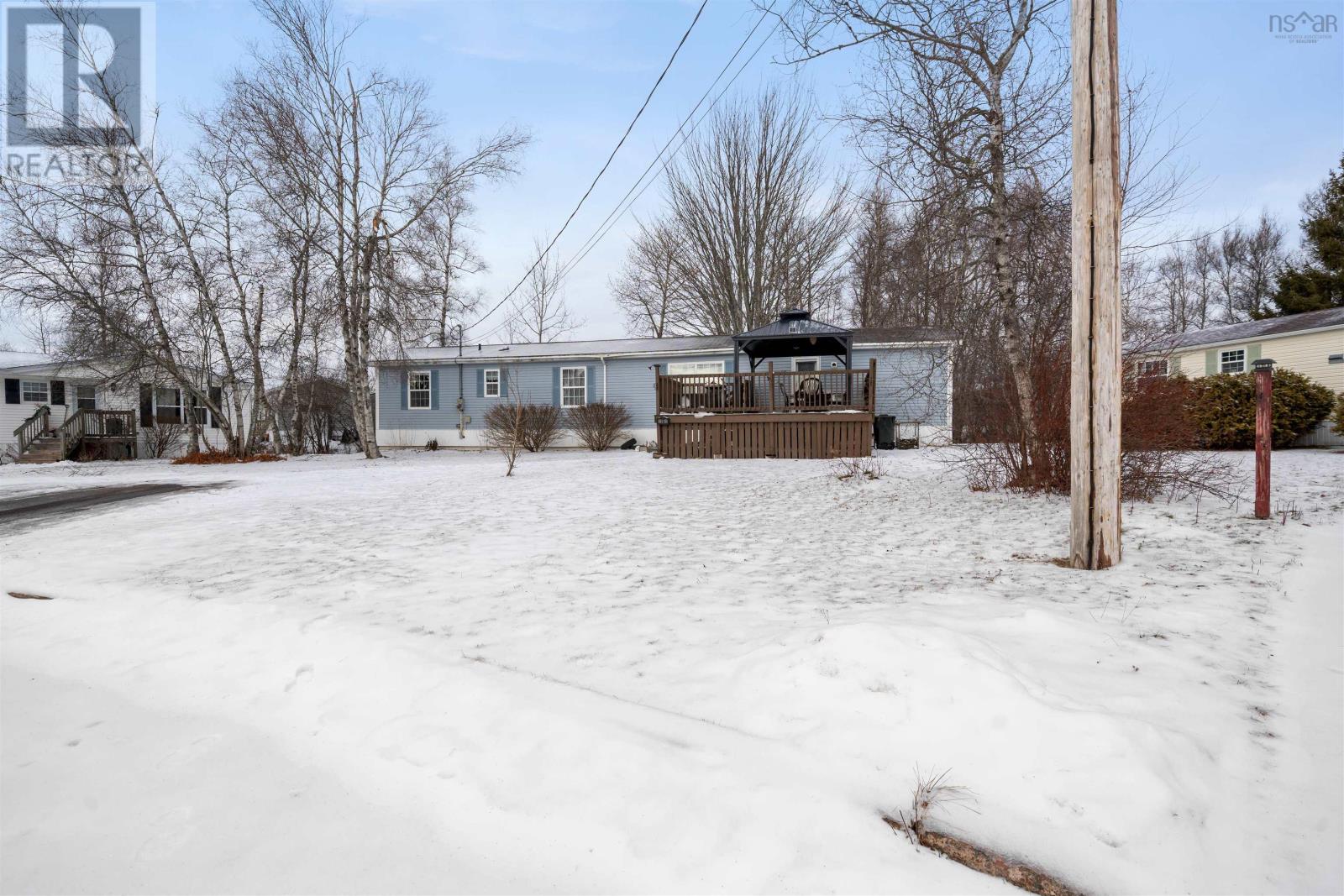 16 Kimberly Court, Amherst, Nova Scotia  B4H 0B8 - Photo 2 - 202600783