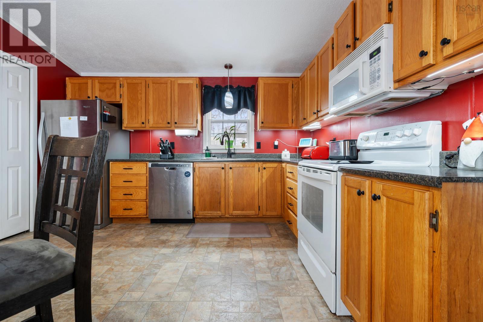 16 Kimberly Court, Amherst, Nova Scotia  B4H 0B8 - Photo 19 - 202600783