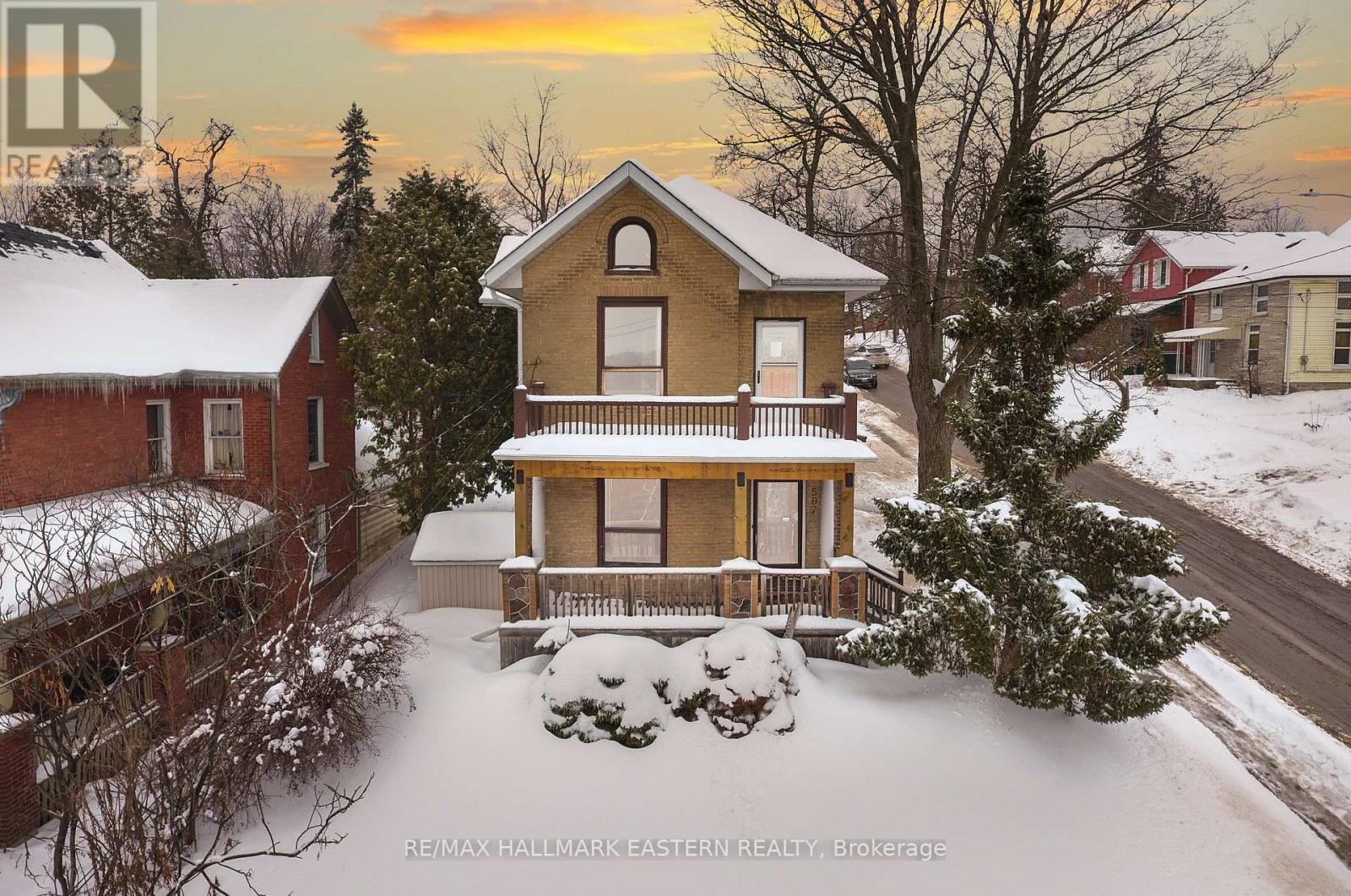 597 Bethune Street, Peterborough, Ontario  K9H 3Z7 - Photo 2 - X12705914