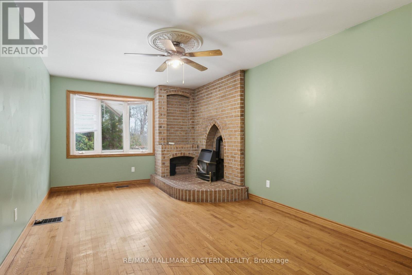 597 Bethune Street, Peterborough, Ontario  K9H 3Z7 - Photo 7 - X12705914