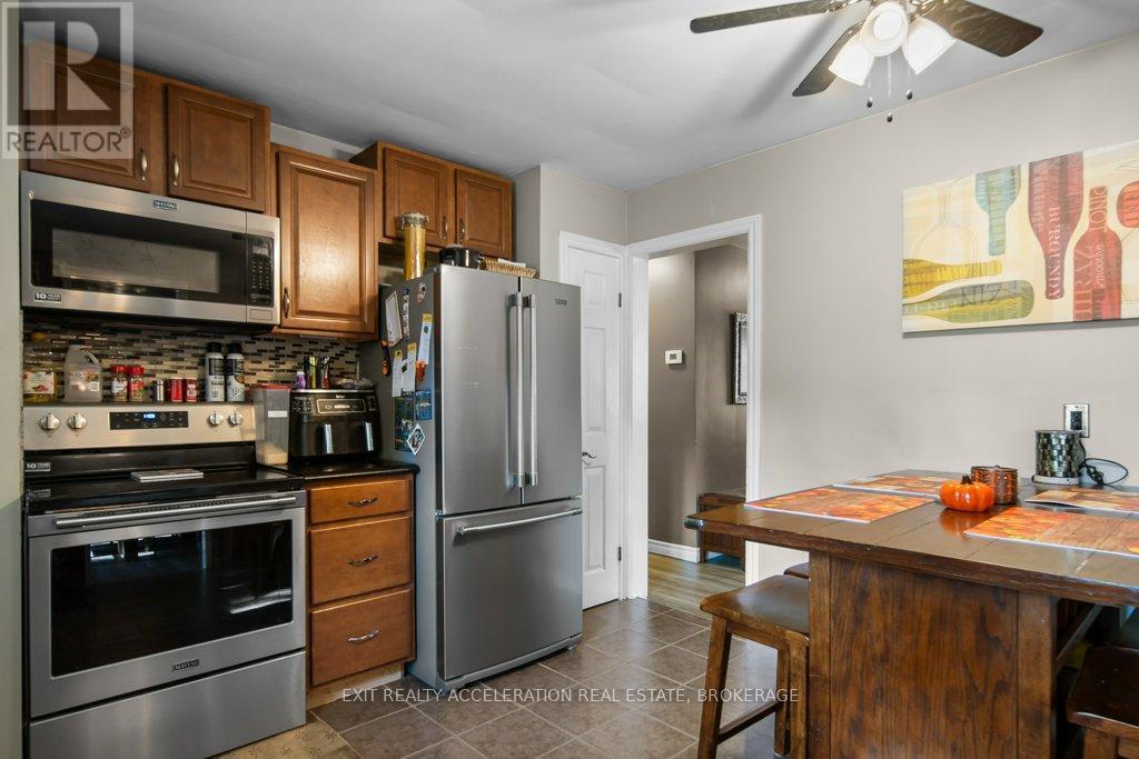 64 River Road, Greater Napanee, Ontario  K7R 3H4 - Photo 13 - X12705916