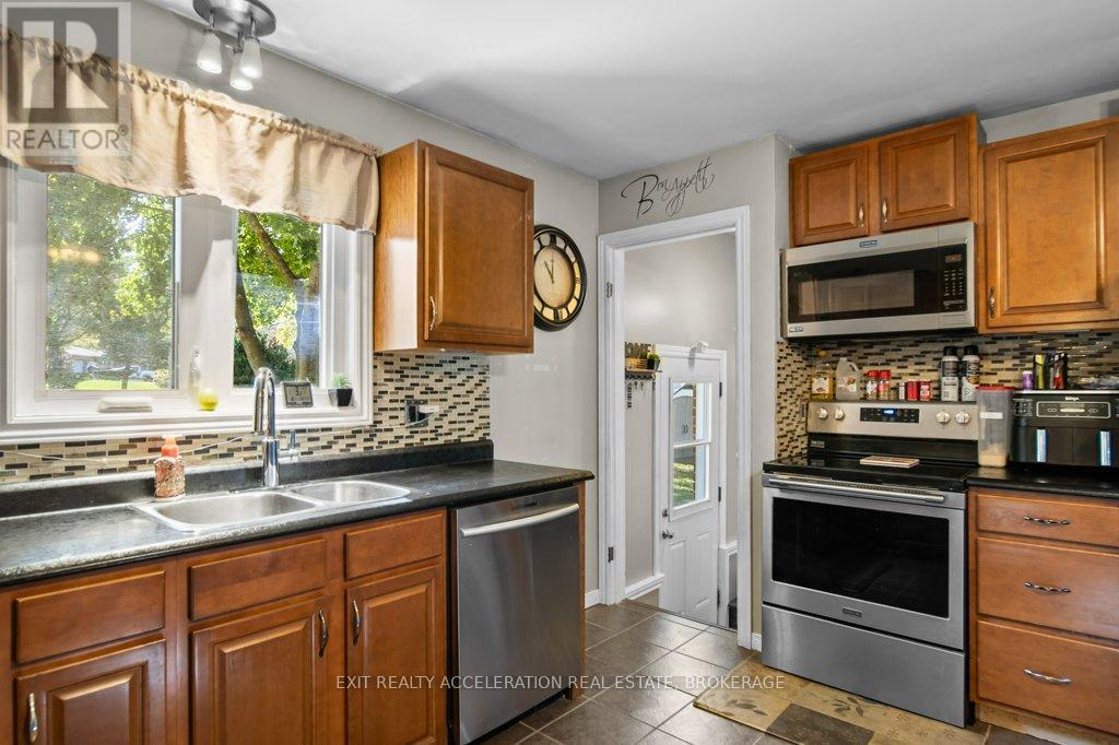 64 River Road, Greater Napanee, Ontario  K7R 3H4 - Photo 14 - X12705916