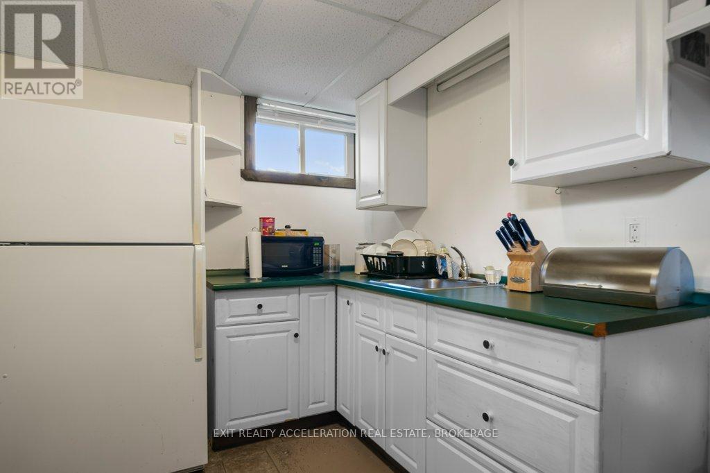 64 River Road, Greater Napanee, Ontario  K7R 3H4 - Photo 28 - X12705916