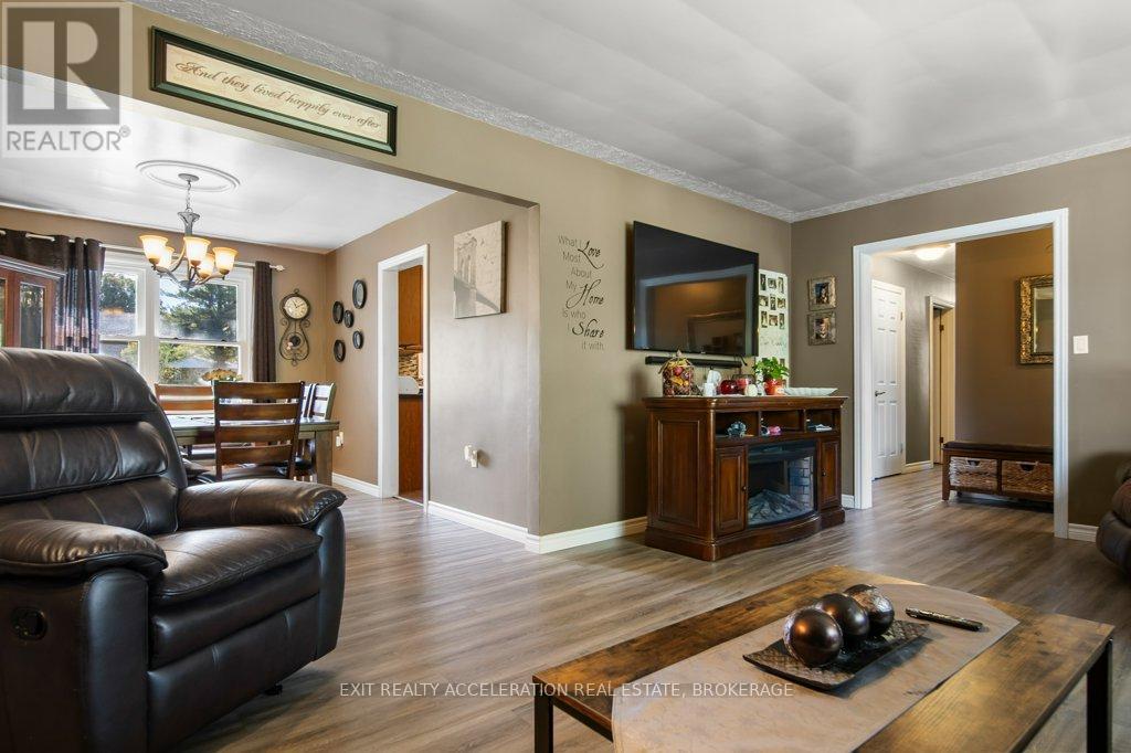 64 River Road, Greater Napanee, Ontario  K7R 3H4 - Photo 6 - X12705916