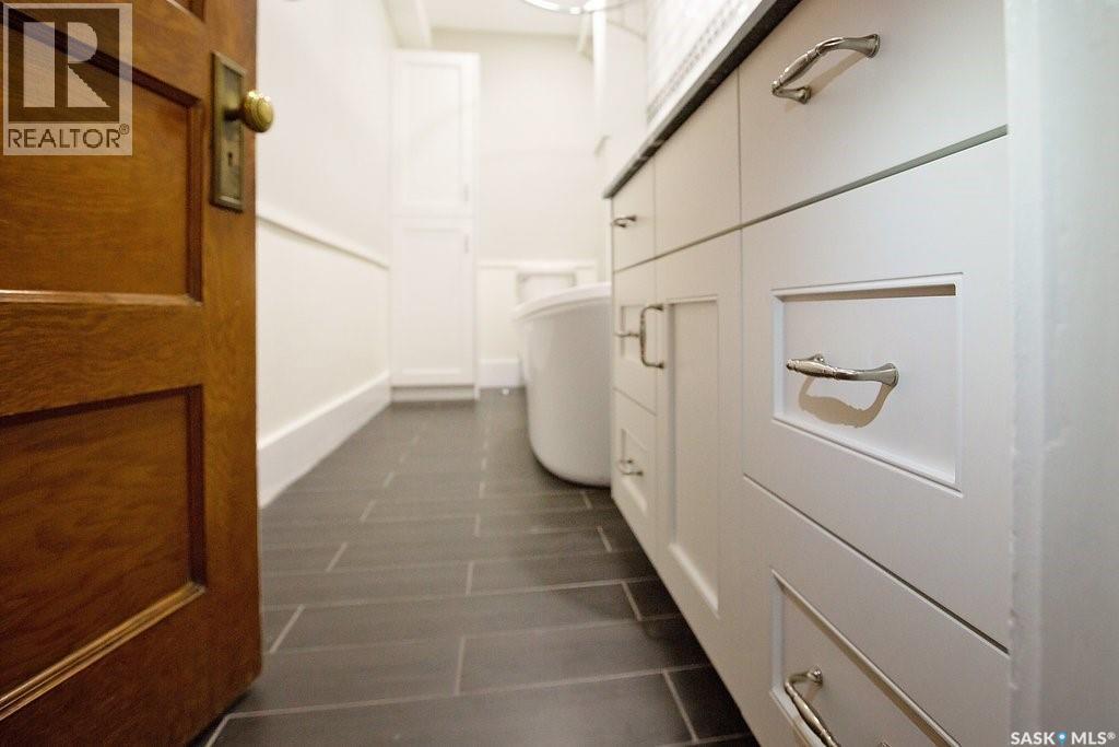 8 2201 14th Avenue, Regina, Saskatchewan  S4P 0X9 - Photo 30 - SK026940