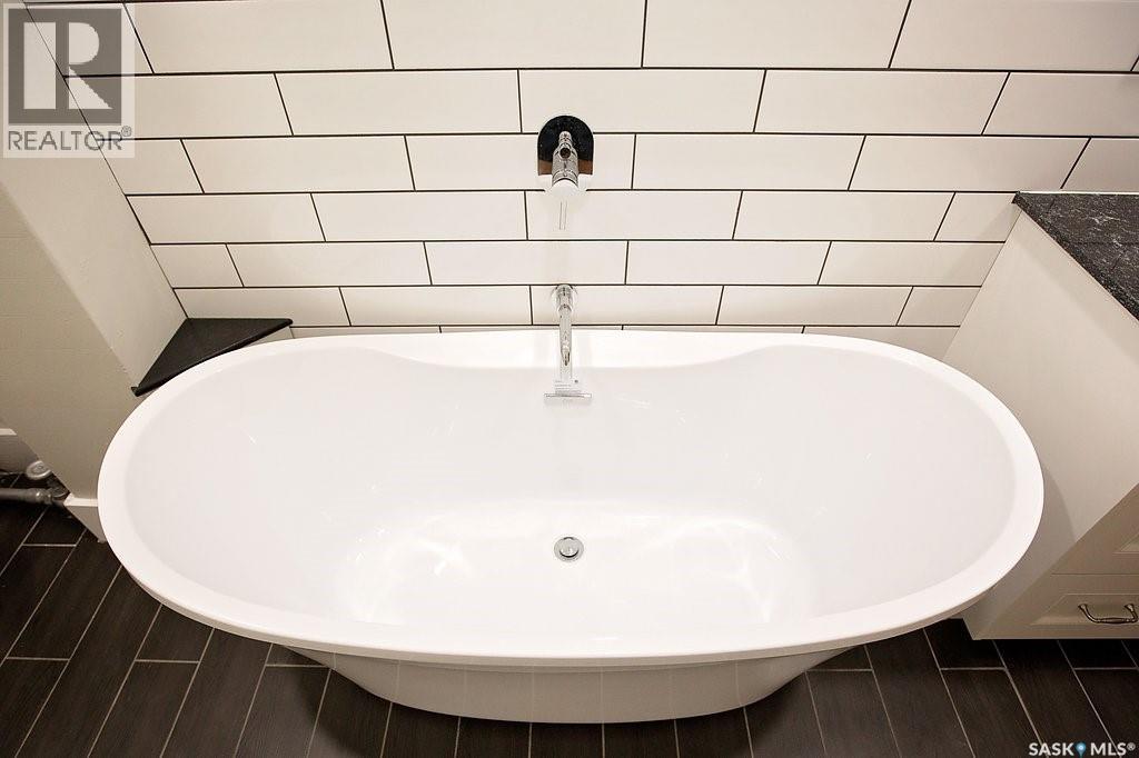 8 2201 14th Avenue, Regina, Saskatchewan  S4P 0X9 - Photo 32 - SK026940