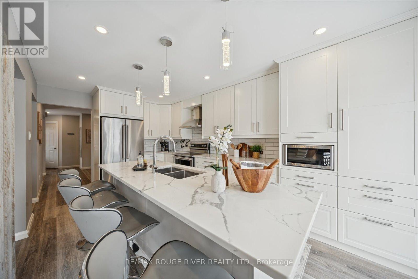 13 Prestonway Drive, Clarington, Ontario  L1C 4S8 - Photo 15 - E12702236