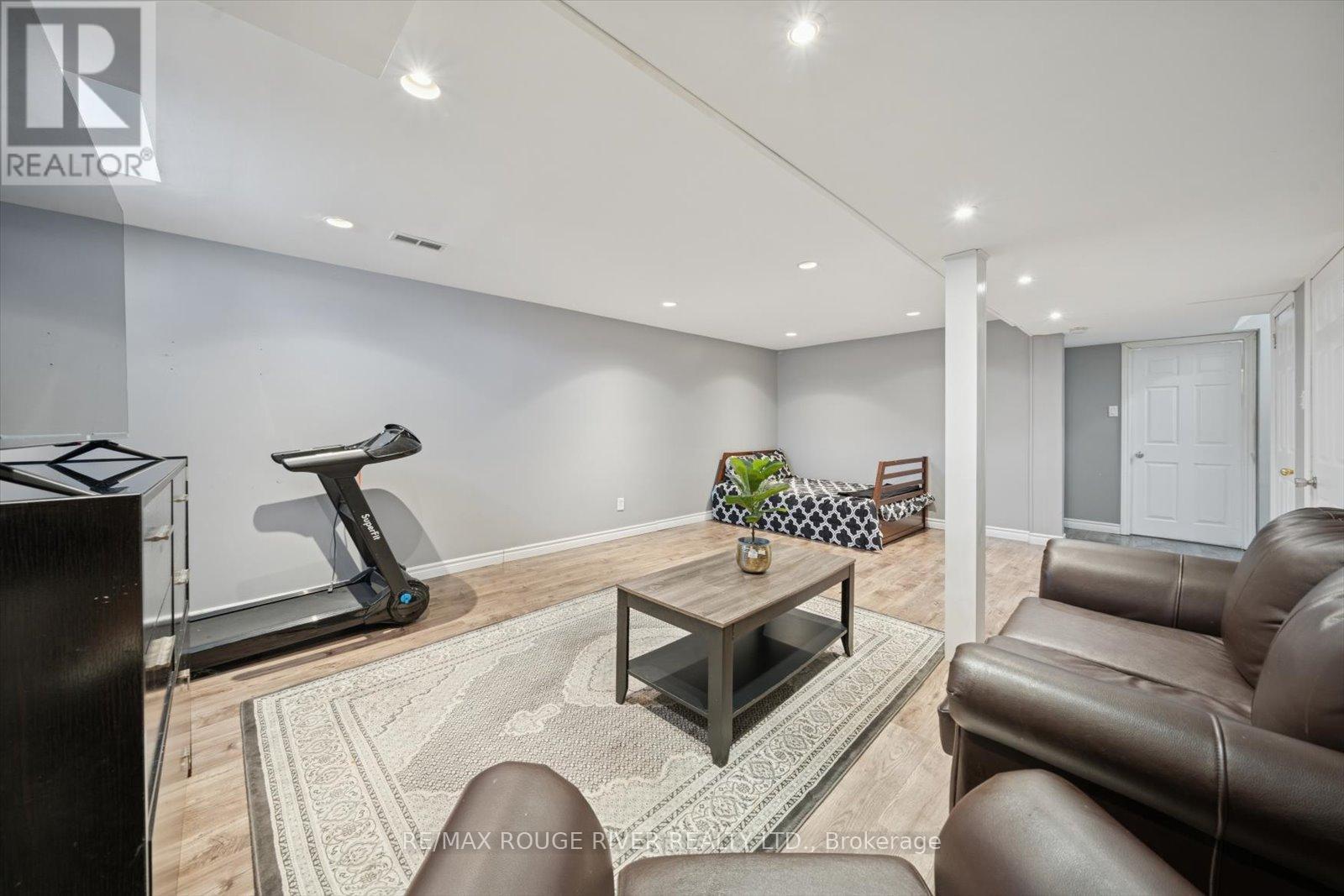 13 Prestonway Drive, Clarington, Ontario  L1C 4S8 - Photo 30 - E12702236