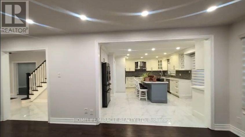 44 Andy Crescent, Vaughan, Ontario  L4H 1C5 - Photo 7 - N12704672