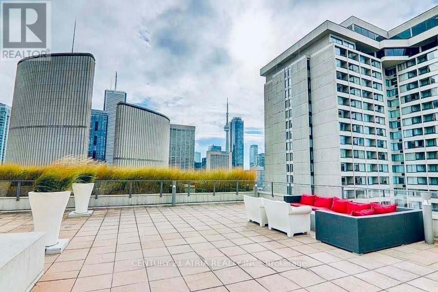 208 - 111 Elizabeth Street, Toronto, Ontario  M5G 1P7 - Photo 8 - C12705938