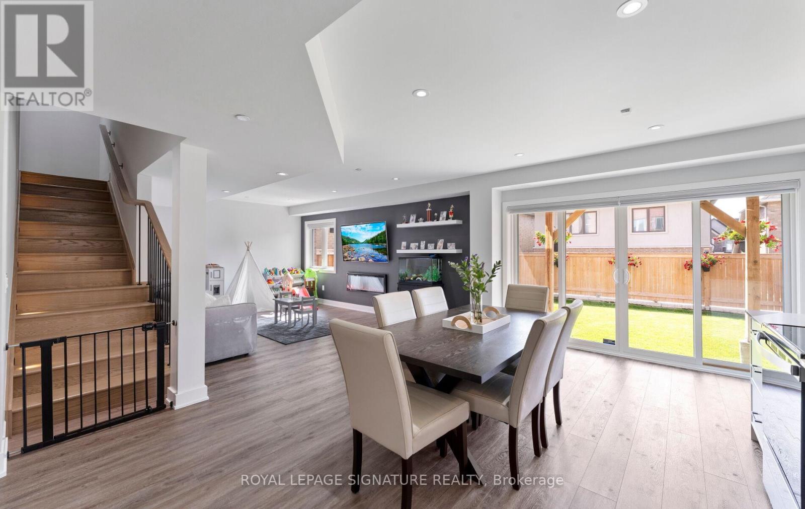 29 Sikura Circle, Aurora, Ontario  L4G 3Y8 - Photo 32 - N12705922