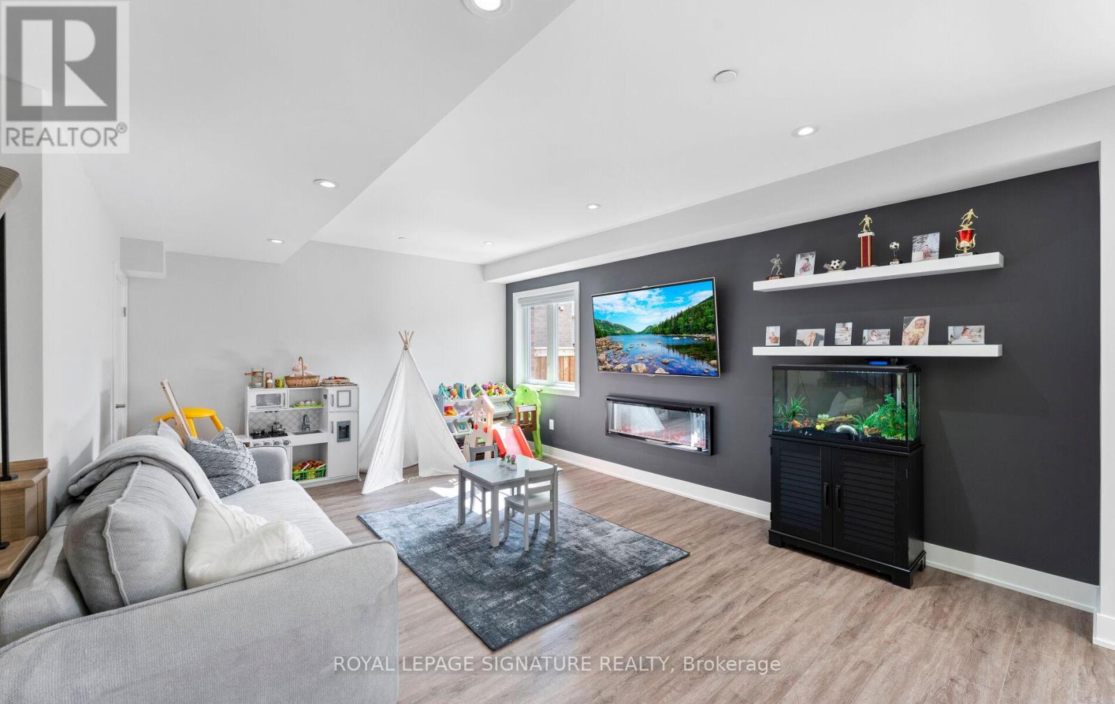 29 Sikura Circle, Aurora, Ontario  L4G 3Y8 - Photo 35 - N12705922