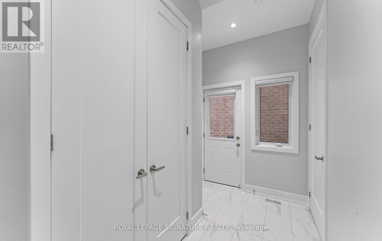 29 Sikura Circle, Aurora, Ontario  L4G 3Y8 - Photo 44 - N12705922