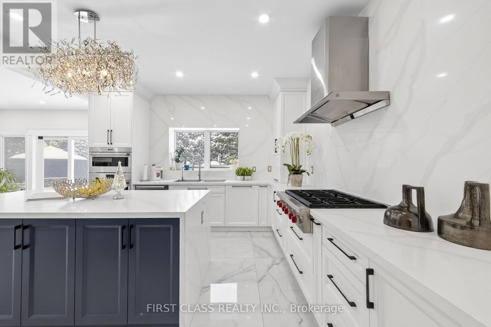 1109 Secretariate Road, Newmarket (Stonehaven-Wyndham), Ontario  L3X 1M4 - Photo 10 - N12705930