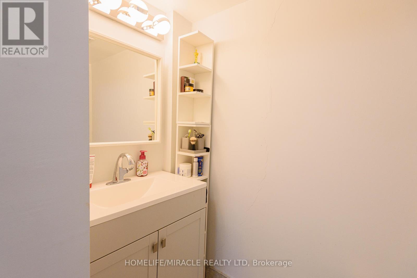 1201 - 714 The West Mall, Toronto, Ontario  M9C 4X1 - Photo 31 - W12705934